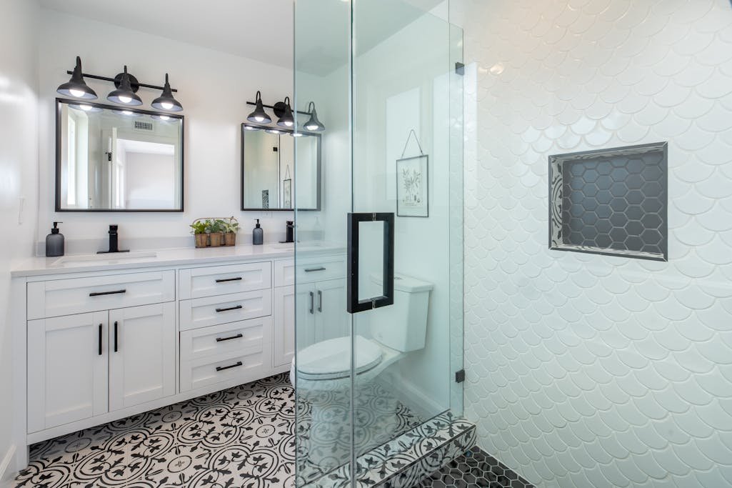 bathroom remodel mistakes