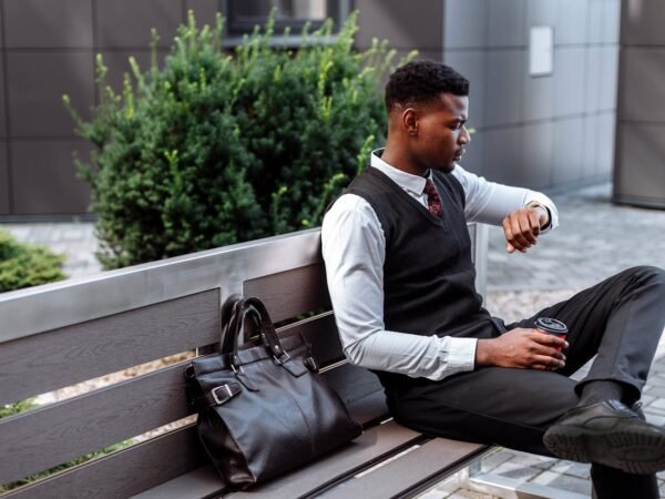 green card waiting time by country